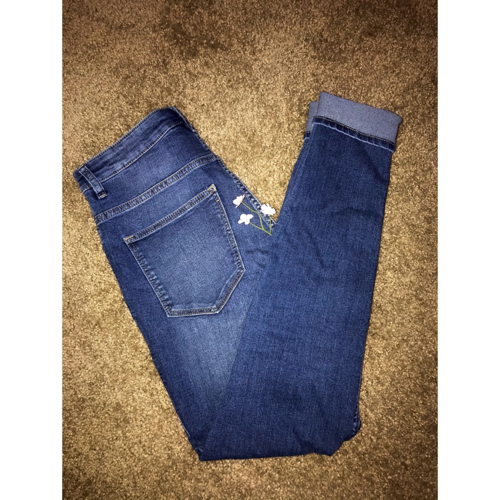 H&M DIVIDED skinny jeans